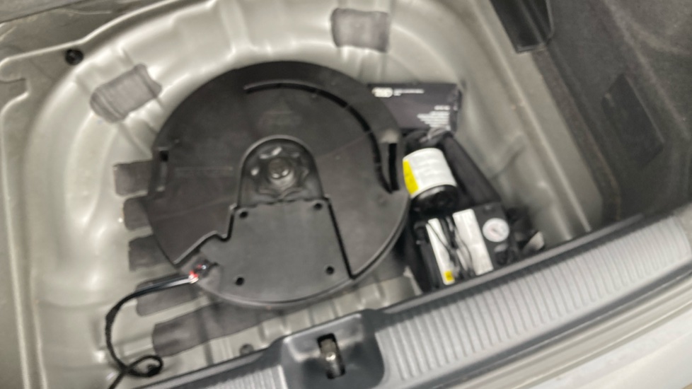 Audi Q2 30 TDI Sport 5dr S Tronic Diesel Estate - Image 38
