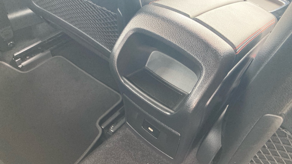 Mercedes-Benz A-Class A180 AMG Line Executive 4dr Auto Petrol Saloon - Image 38