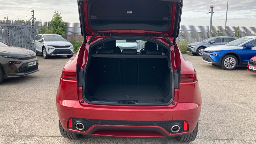 Jaguar E-Pace 2.0 P250 R-Dynamic HSE 5dr Auto Petrol Estate - Image 4