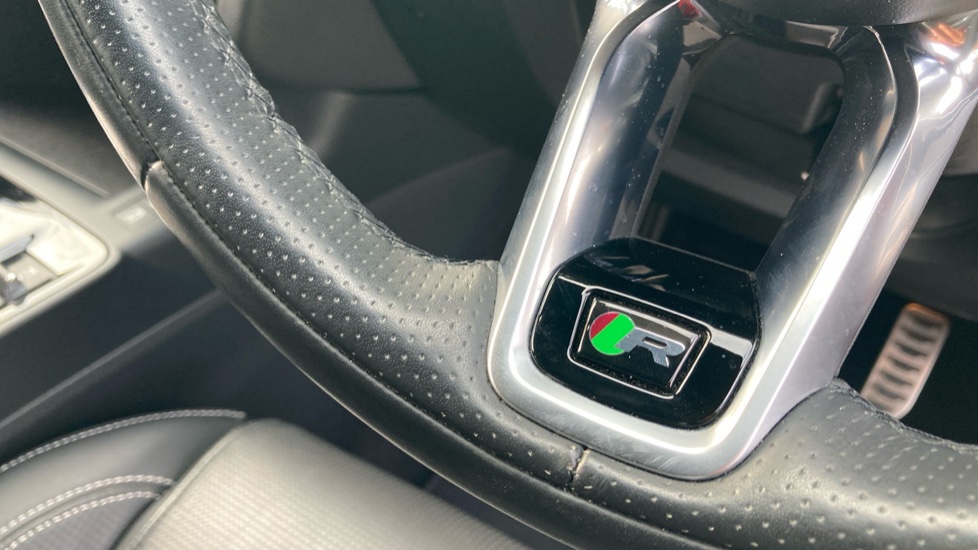 Jaguar E-Pace 2.0 P250 R-Dynamic HSE 5dr Auto Petrol Estate - Image 29