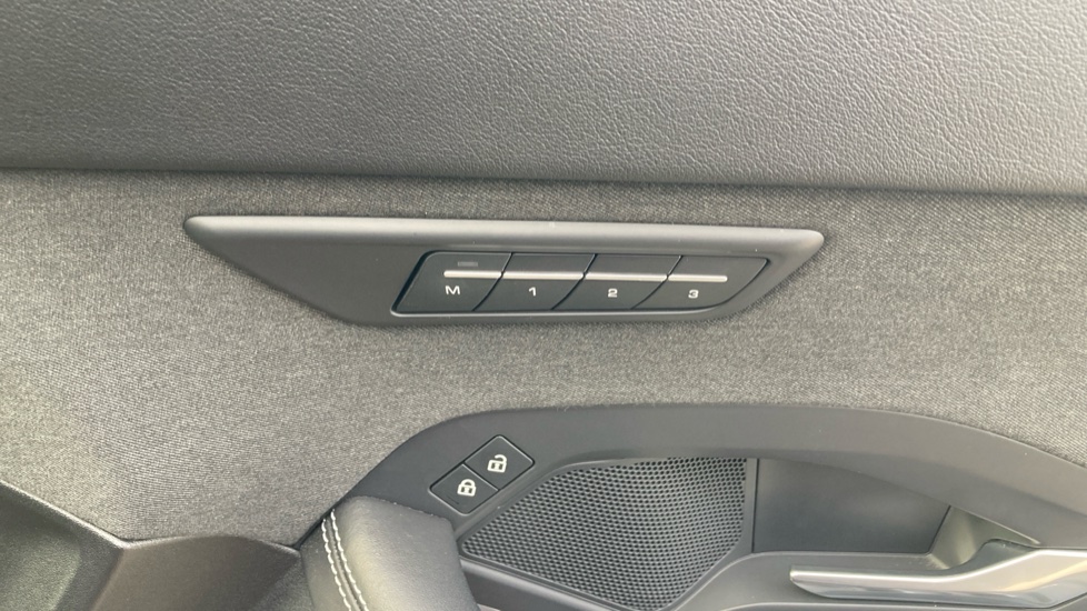 Jaguar E-Pace 2.0 P250 R-Dynamic HSE 5dr Auto Petrol Estate - Image 30