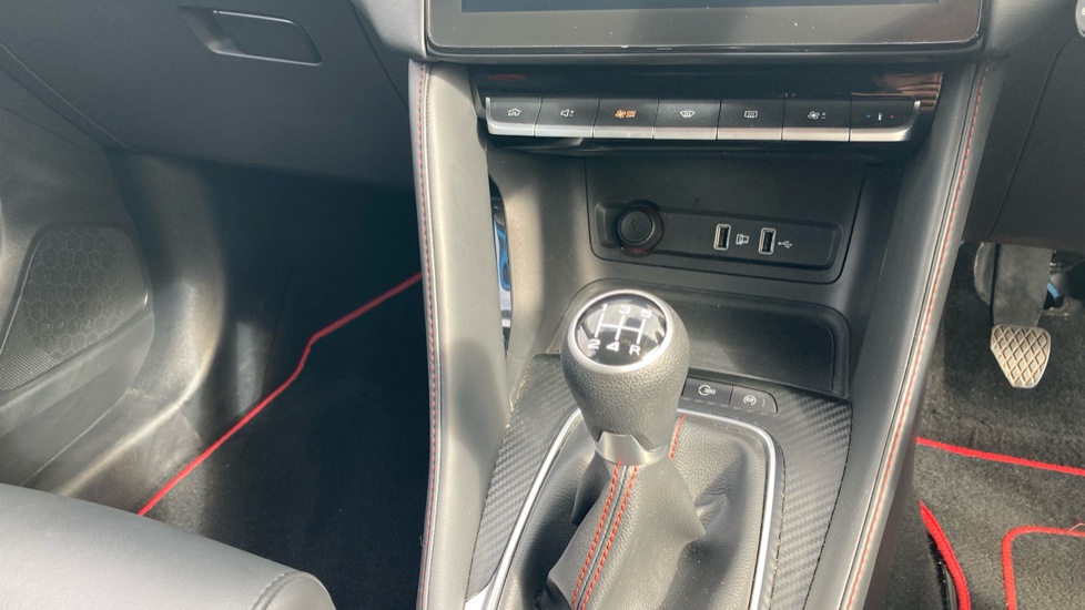 MG ZS 1.5 VTi-TECH Exclusive 5dr Petrol Hatchback - Image 13