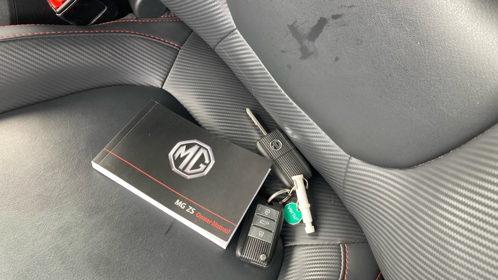 MG ZS 1.5 VTi-TECH Exclusive 5dr Petrol Hatchback - Image 19