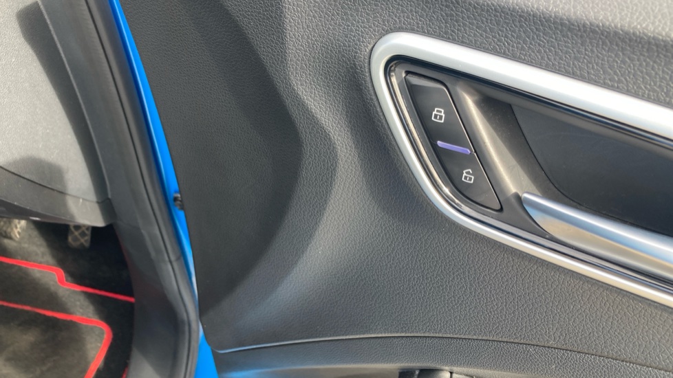 MG ZS 1.5 VTi-TECH Exclusive 5dr Petrol Hatchback - Image 28