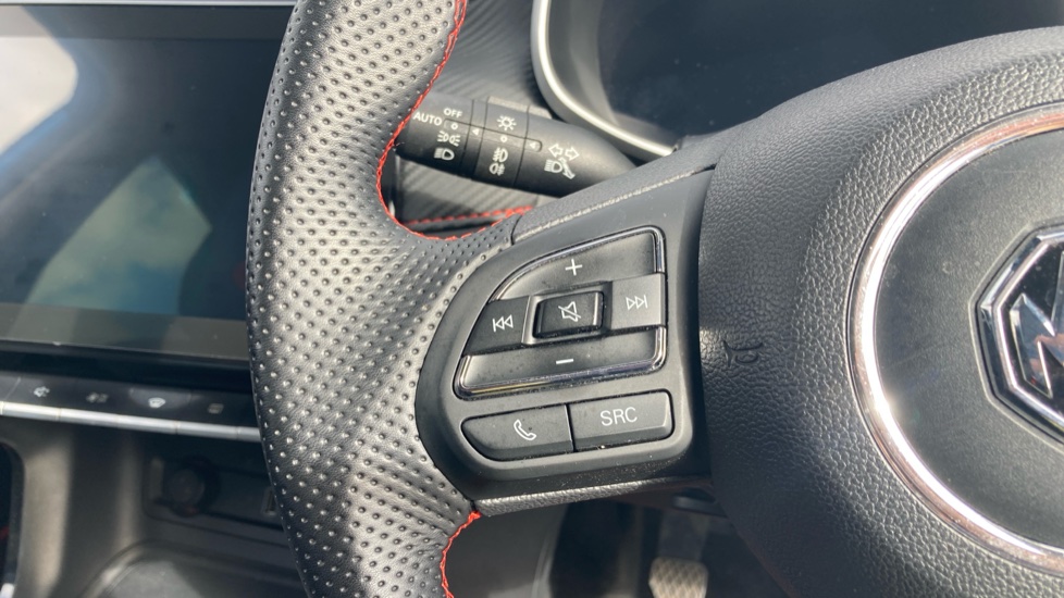 MG ZS 1.5 VTi-TECH Exclusive 5dr Petrol Hatchback - Image 31
