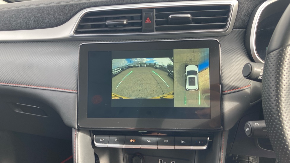 MG ZS 1.5 VTi-TECH Exclusive 5dr Petrol Hatchback - Image 35