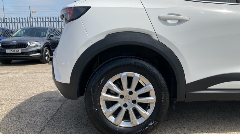 Vauxhall Mokka 1.2 Turbo 100 Design 5dr Petrol Hatchback - Image 7