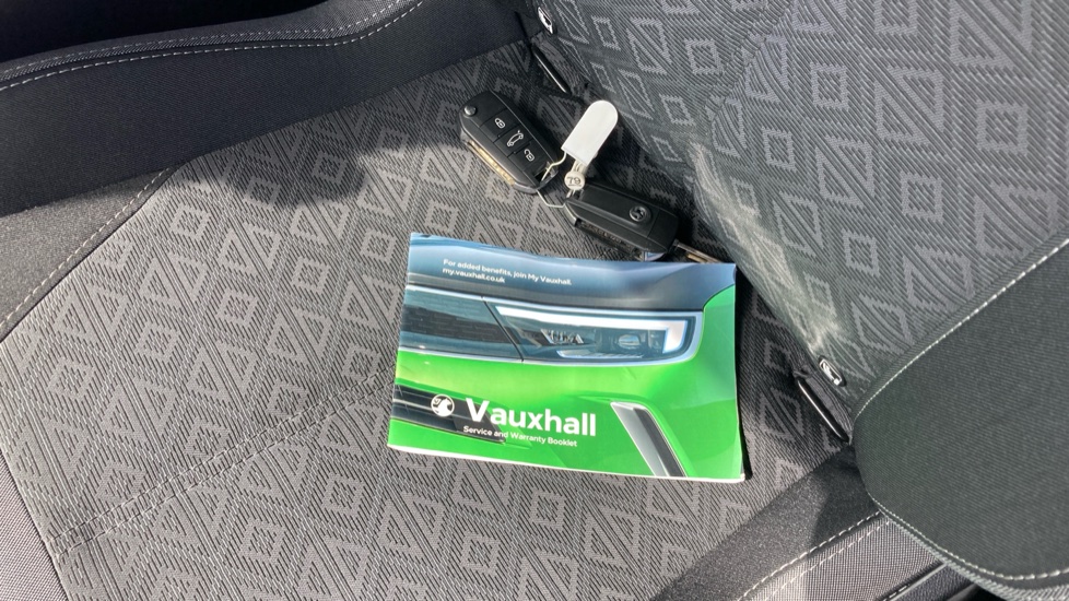 Vauxhall Mokka 1.2 Turbo 100 Design 5dr Petrol Hatchback - Image 19