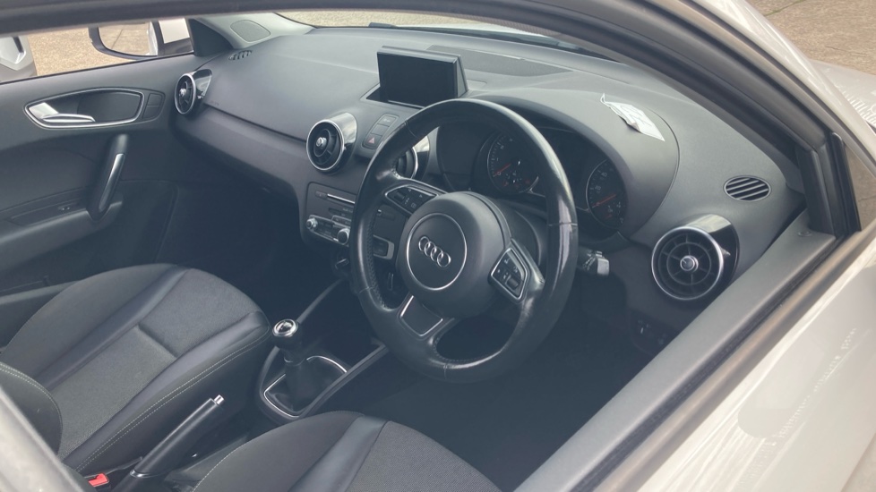 Audi A1 1.0 TFSI Sport Nav 5dr Petrol Hatchback - Image 11