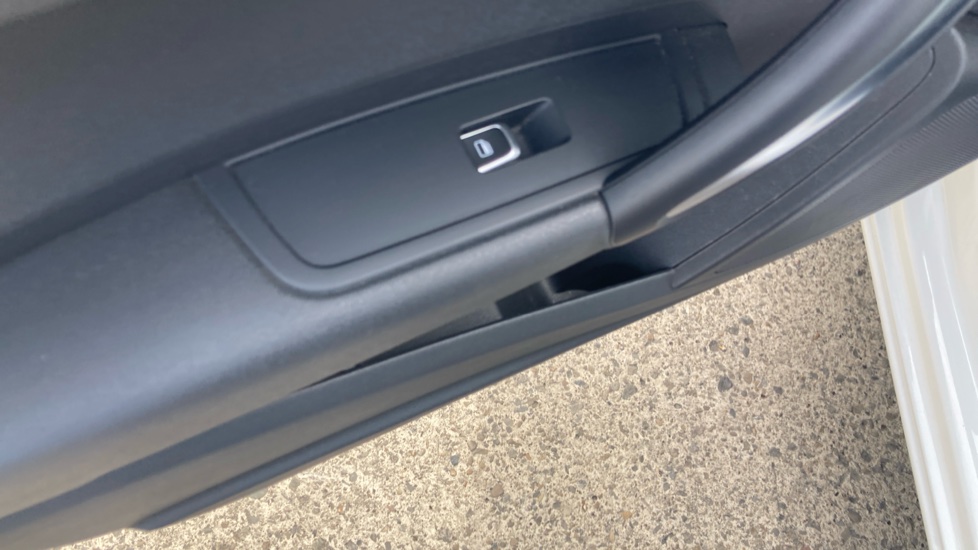 Audi A1 1.0 TFSI Sport Nav 5dr Petrol Hatchback - Image 41