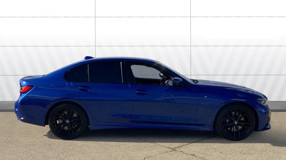 BMW 3 Series 320i M Sport 4dr Step Auto Petrol Saloon - Image 5