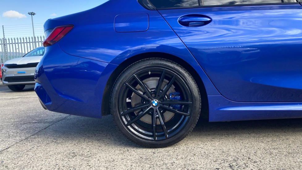 BMW 3 Series 320i M Sport 4dr Step Auto Petrol Saloon - Image 7