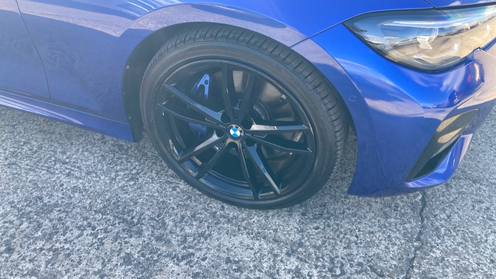 BMW 3 Series 320i M Sport 4dr Step Auto Petrol Saloon - Image 21