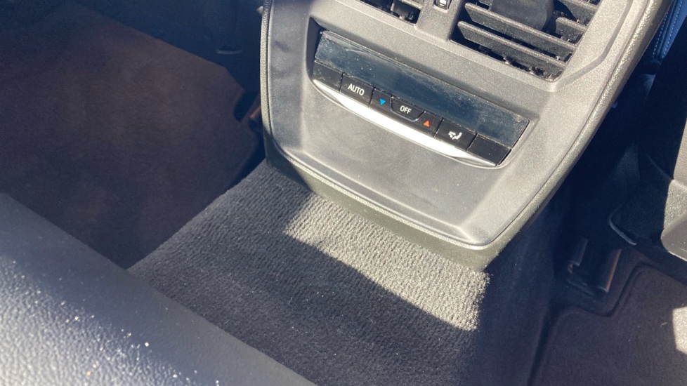 BMW 3 Series 320i M Sport 4dr Step Auto Petrol Saloon - Image 38