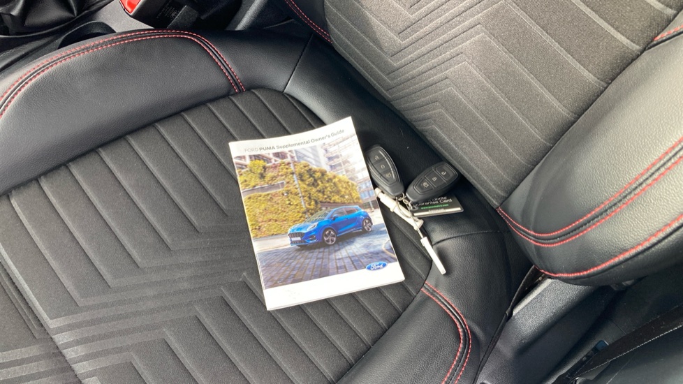 Ford Puma 1.0 EcoBoost Hybrid mHEV ST-Line X 5dr Petrol Hatchback - Image 19