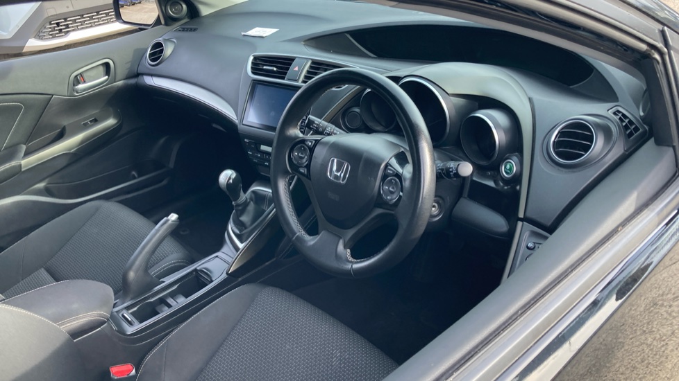 Honda Civic 1.4 i-VTEC SE Plus 5dr [Nav] Petrol Hatchback - Image 11