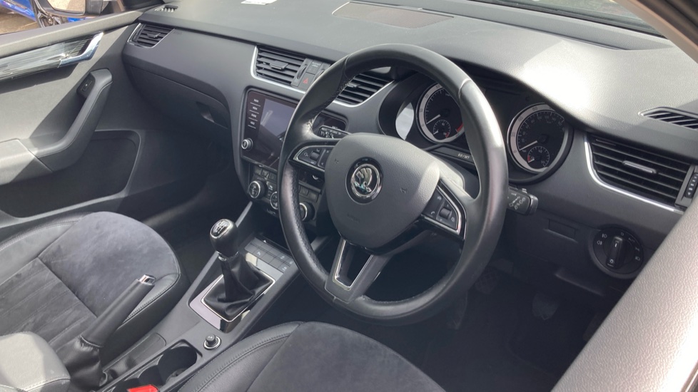 Skoda Octavia 1.5 TSI SE L 5dr Petrol Estate - Image 11