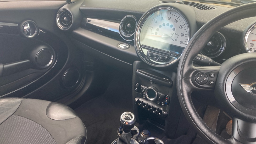 MINI Hatchback 1.6 One 3dr Petrol Hatchback - Image 14