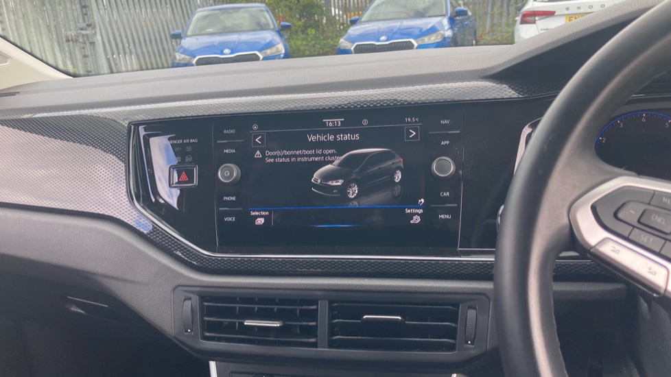Volkswagen Polo 1.0 Life 5dr Petrol Hatchback - Image 12