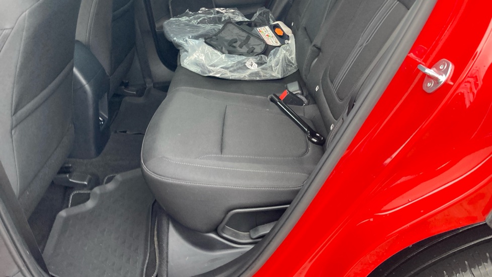 Hyundai TUCSON 1.6 TGDi Premium 5dr 2WD Petrol Estate - Image 16