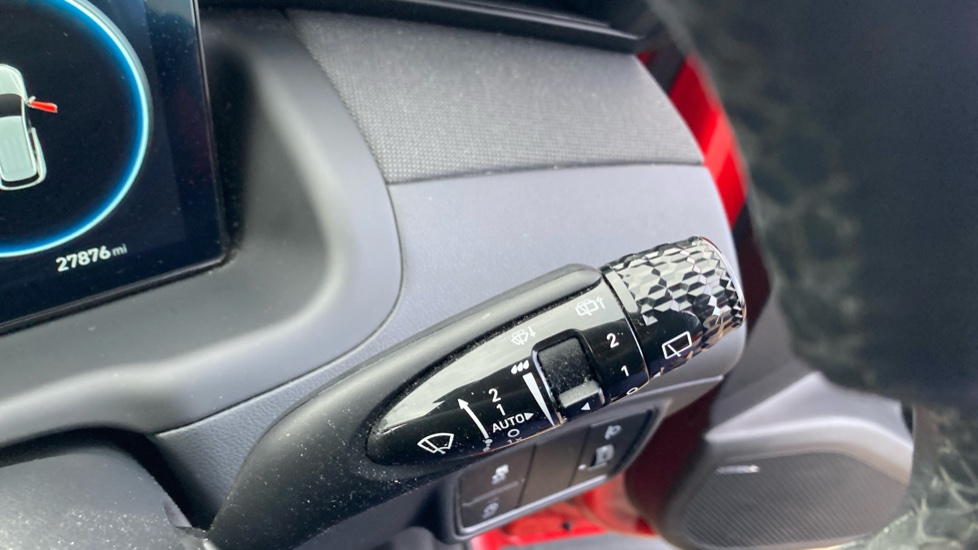 Hyundai TUCSON 1.6 TGDi Premium 5dr 2WD Petrol Estate - Image 30