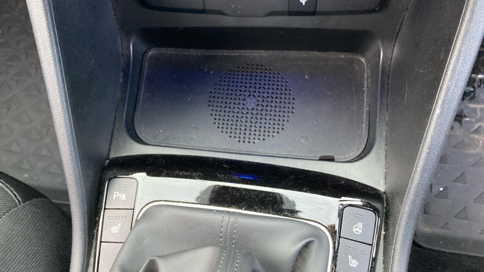 Hyundai TUCSON 1.6 TGDi Premium 5dr 2WD Petrol Estate - Image 34