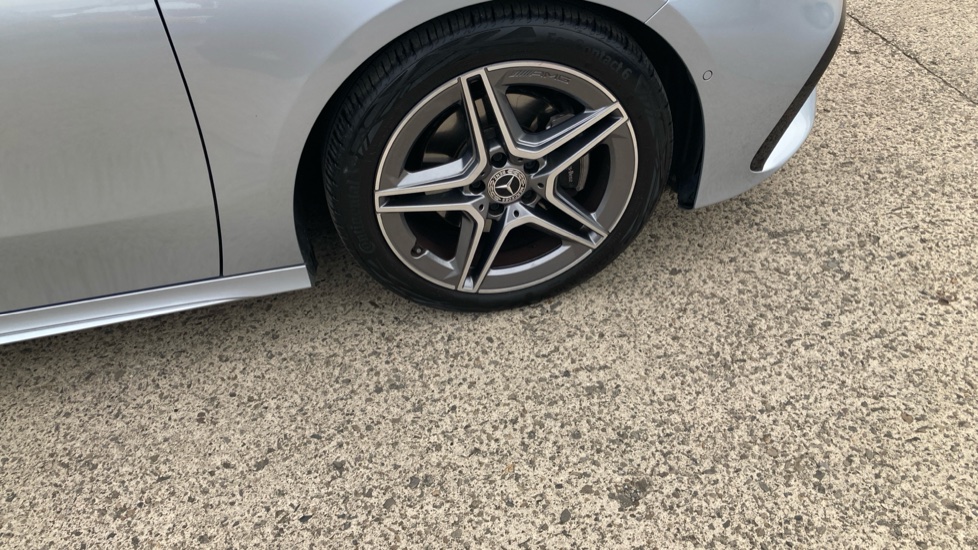 Mercedes-Benz A-Class A180 AMG Line Executive 4dr Auto Petrol Saloon - Image 21