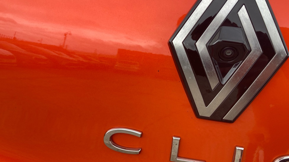 Renault Clio 1.0 TCe 90 Techno 5dr Petrol Hatchback - Image 38