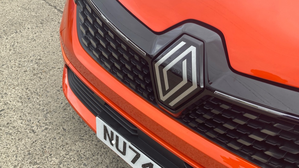 Renault Clio 1.0 TCe 90 Techno 5dr Petrol Hatchback - Image 44