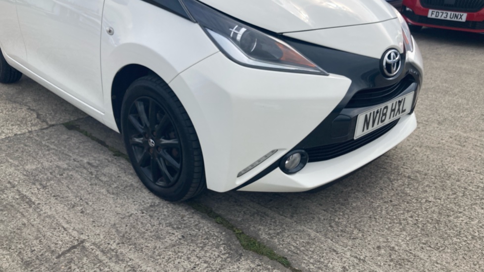 Toyota Aygo 1.0 VVT-i X-Style 5dr Petrol Hatchback - Image 42