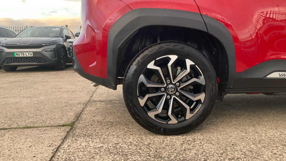 Toyota Yaris Cross 1.5 Hybrid Design 5dr CVT Hybrid Estate - Image 7