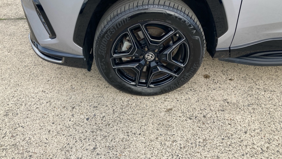 Toyota RAV4 2.5 PHEV GR Sport 5dr CVT Estate - Image 22
