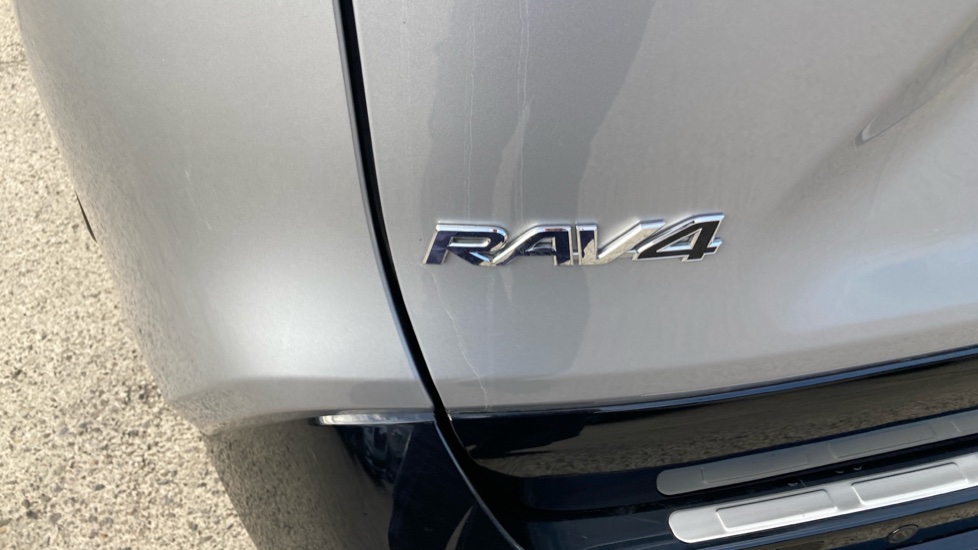 Toyota RAV4 2.5 PHEV GR Sport 5dr CVT Estate - Image 24