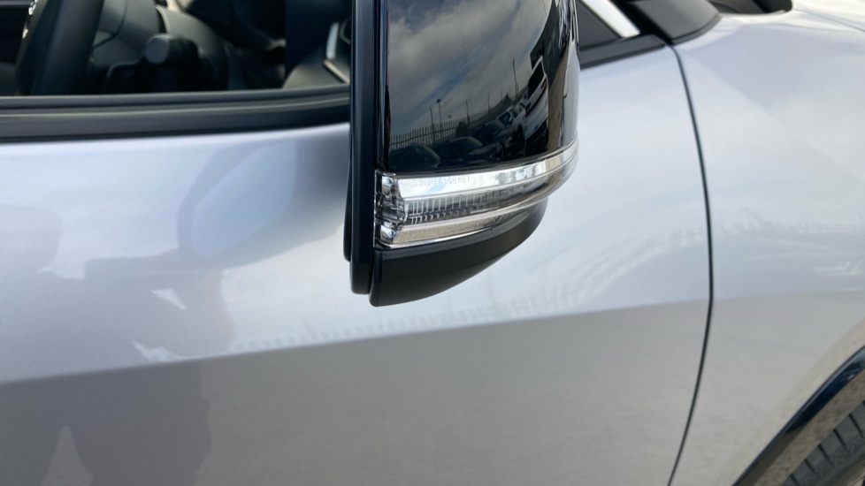 Toyota RAV4 2.5 PHEV GR Sport 5dr CVT Estate - Image 27