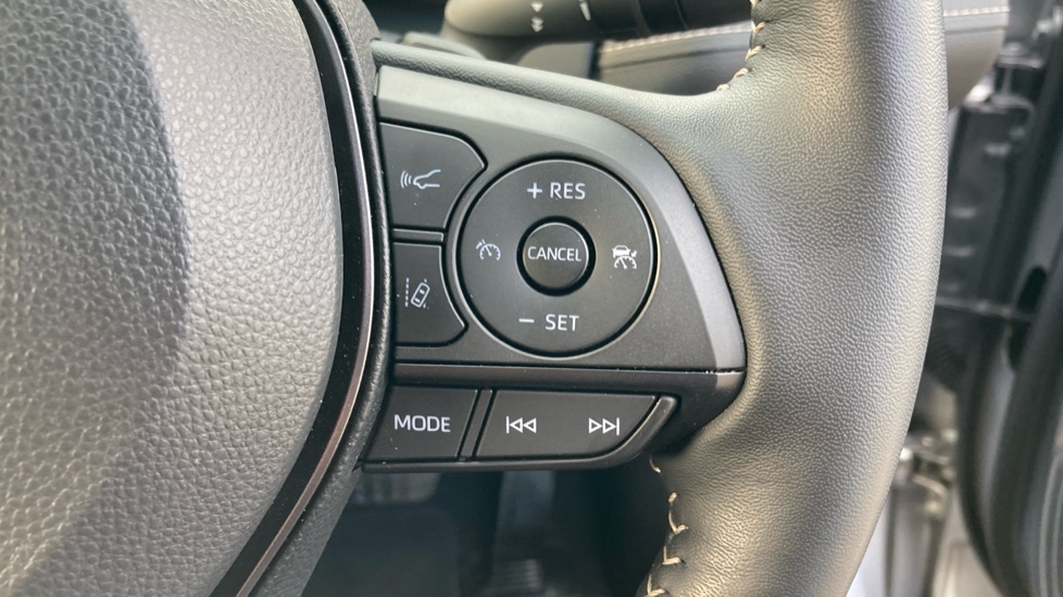Toyota RAV4 2.5 PHEV GR Sport 5dr CVT Estate - Image 33