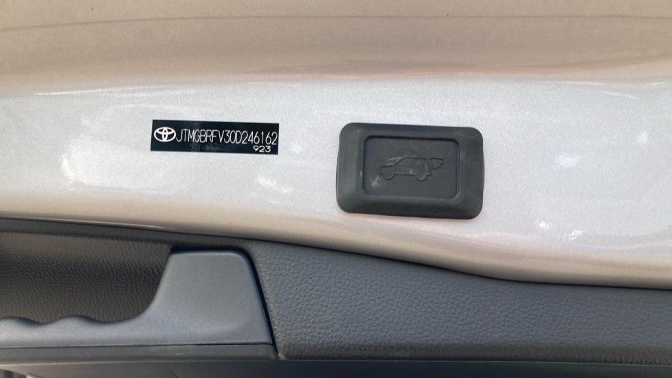 Toyota RAV4 2.5 PHEV GR Sport 5dr CVT Estate - Image 43