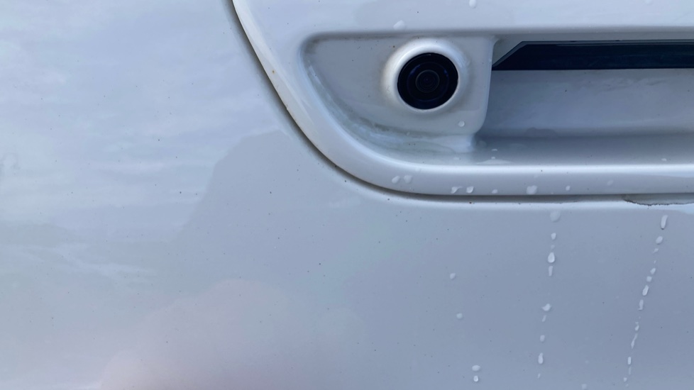 Hyundai i10 1.0 Advance 5dr Petrol Hatchback - Image 41