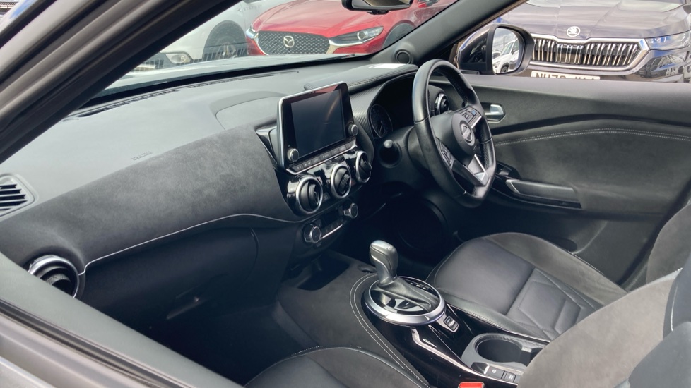 Nissan Juke 1.6 Hybrid Tekna+ 5dr Auto Hybrid Hatchback - Image 9