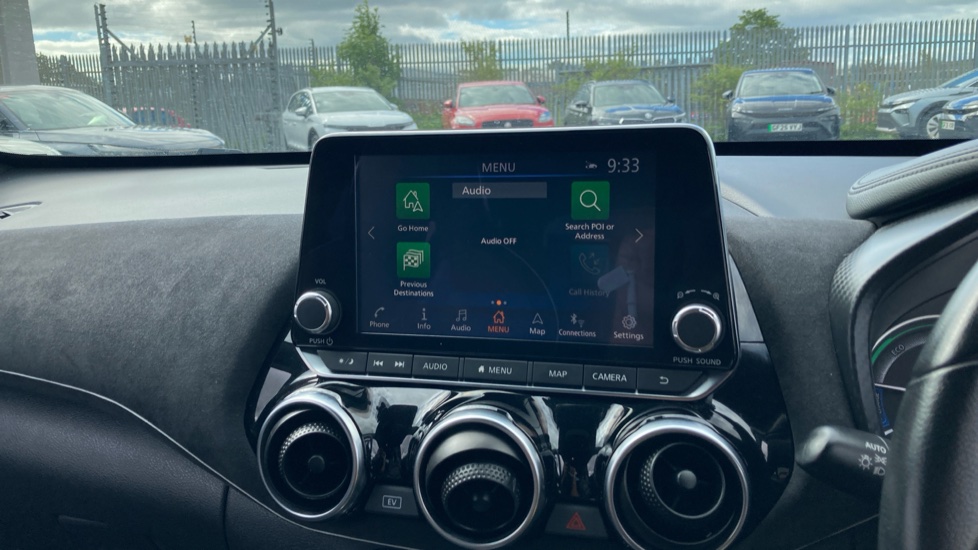 Nissan Juke 1.6 Hybrid Tekna+ 5dr Auto Hybrid Hatchback - Image 12