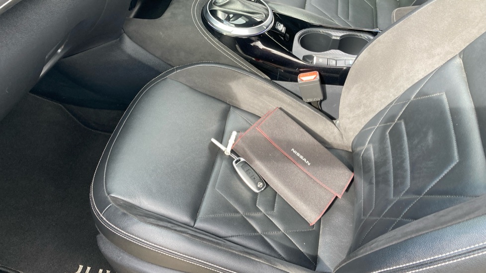 Nissan Juke 1.6 Hybrid Tekna+ 5dr Auto Hybrid Hatchback - Image 19