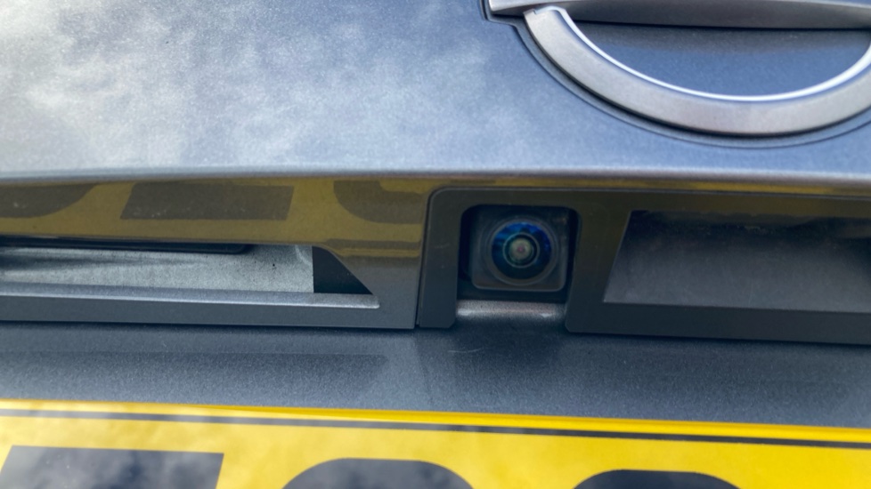 Nissan Juke 1.6 Hybrid Tekna+ 5dr Auto Hybrid Hatchback - Image 40
