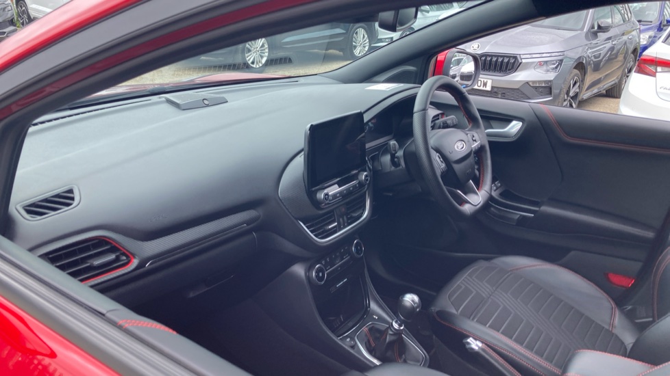 Ford Puma 1.0 EcoBoost Hybrid mHEV ST-Line X 5dr Petrol Hatchback - Image 9