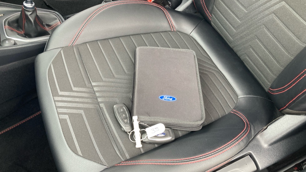 Ford Puma 1.0 EcoBoost Hybrid mHEV ST-Line X 5dr Petrol Hatchback - Image 19