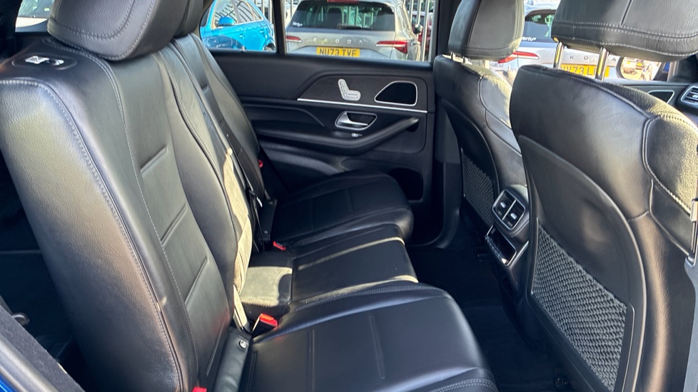 Mercedes-Benz GLE 350d 4Matic AMG Line Prem 5dr 9G-Tronic [7 St] Diesel Estate - Image 16