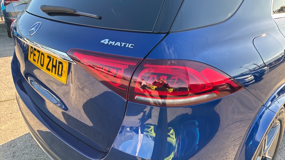Mercedes-Benz GLE 350d 4Matic AMG Line Prem 5dr 9G-Tronic [7 St] Diesel Estate - Image 27