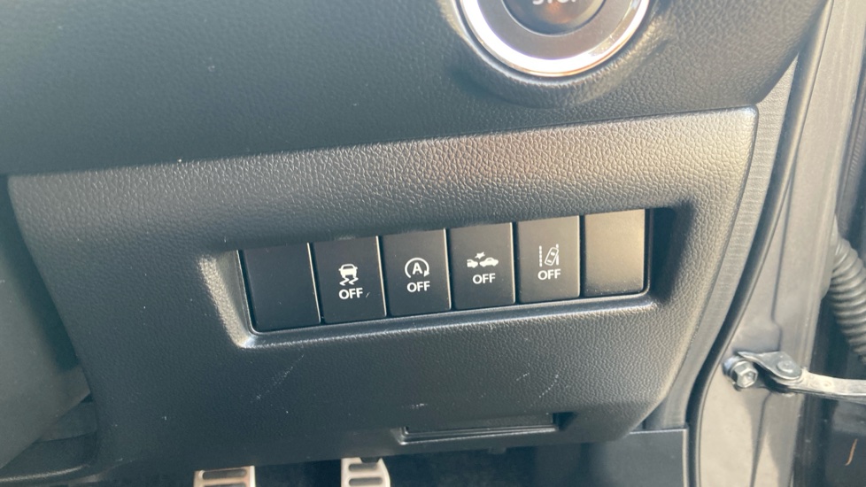Suzuki Swift 1.4 Boosterjet Sport 5dr Petrol Hatchback - Image 29