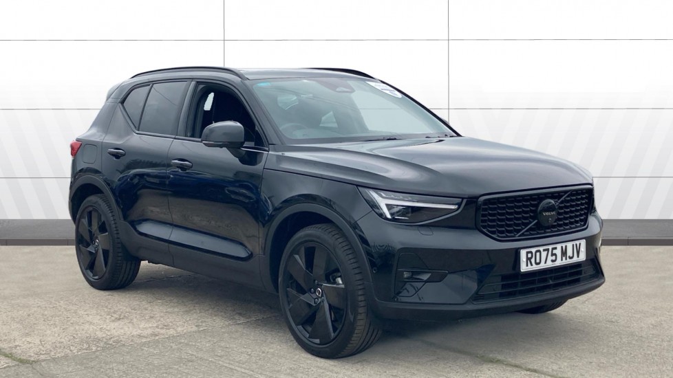 Volvo XC40 2.0 B4P Ultra Black Edition 5dr Auto Petrol Estate - Image 1