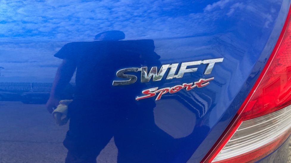 Suzuki Swift 1.6 Sport [Nav] 5dr Petrol Hatchback - Image 24