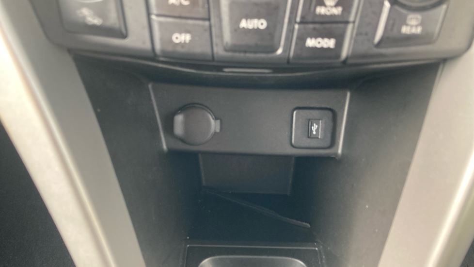 Suzuki Swift 1.6 Sport [Nav] 5dr Petrol Hatchback - Image 33