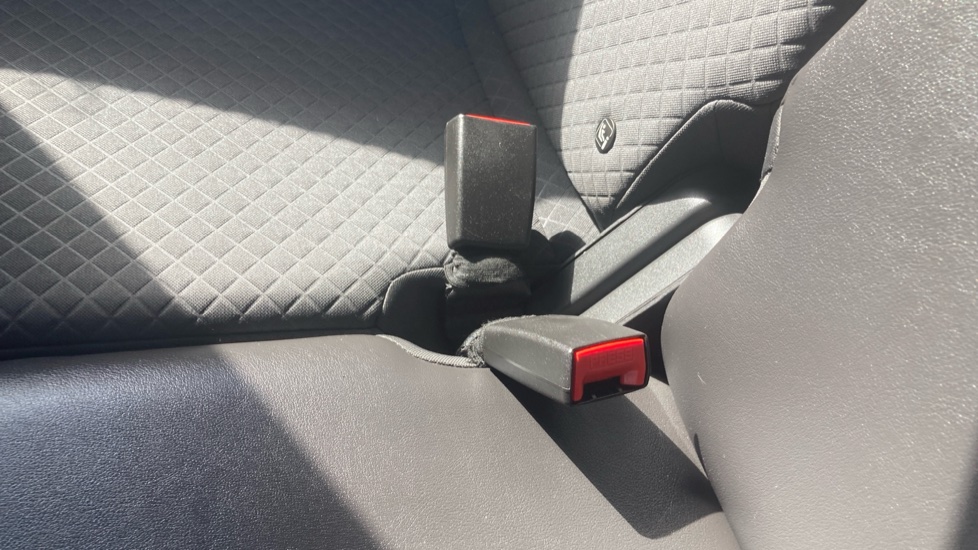Ford EcoSport 1.5 Titanium 5dr Powershift [17in] Petrol Hatchback - Image 17